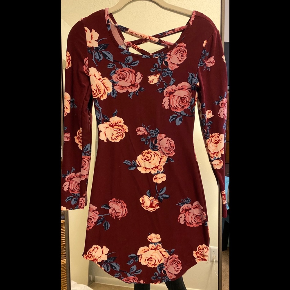 No Boundaries Knee Length Maroon Dress in XS